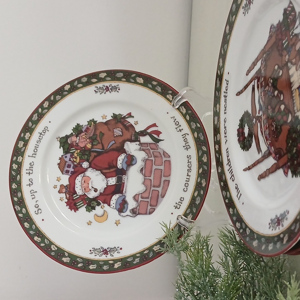 Susan Winget A CHRISTMAS STORY (no series no.) - 4 pc Set Luncheon Plates 8-1/8"